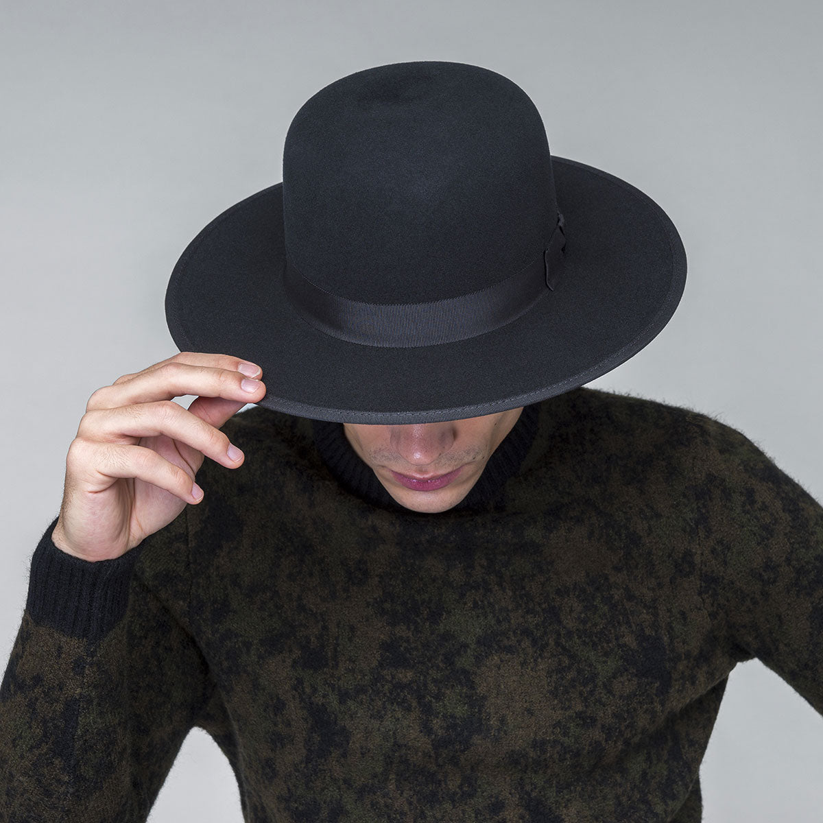 Bailey Western Trusted | Bailey of Hollywood Charm