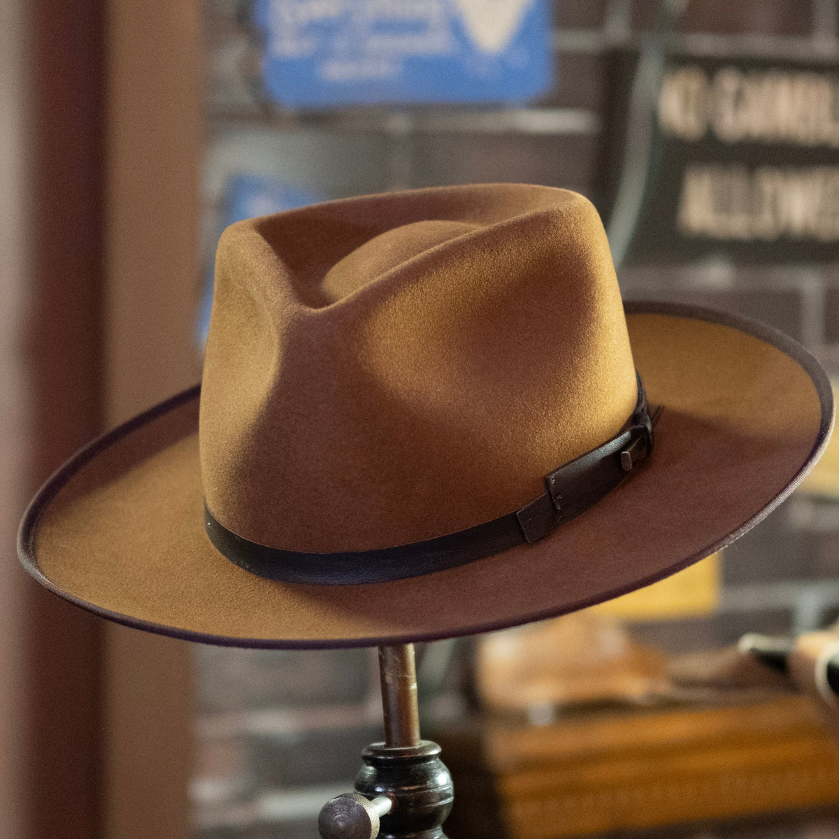 Bailey Western Quality | Brooklino