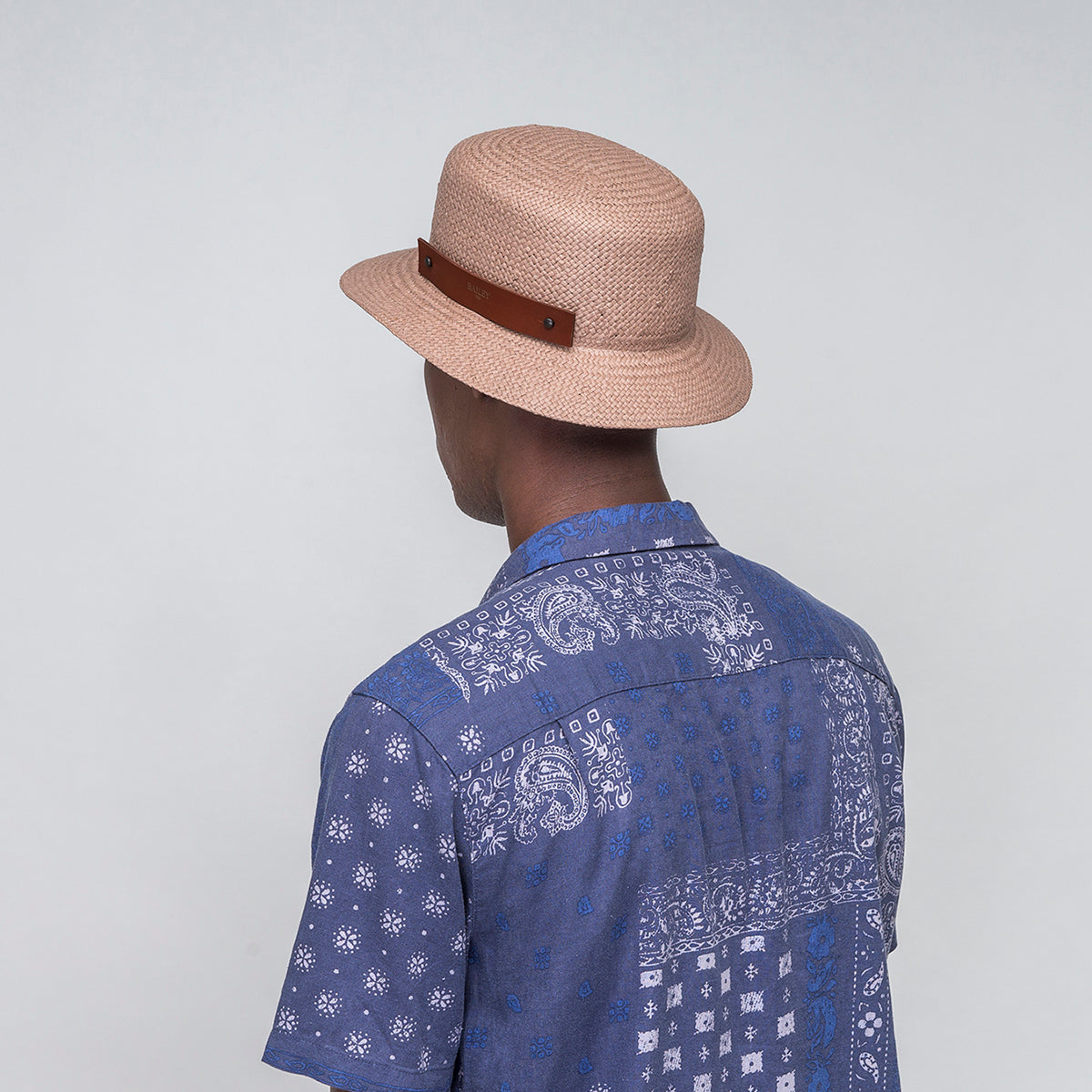 Bailey Western Classic | Bailey 1922 Rayne Raindura Bucket